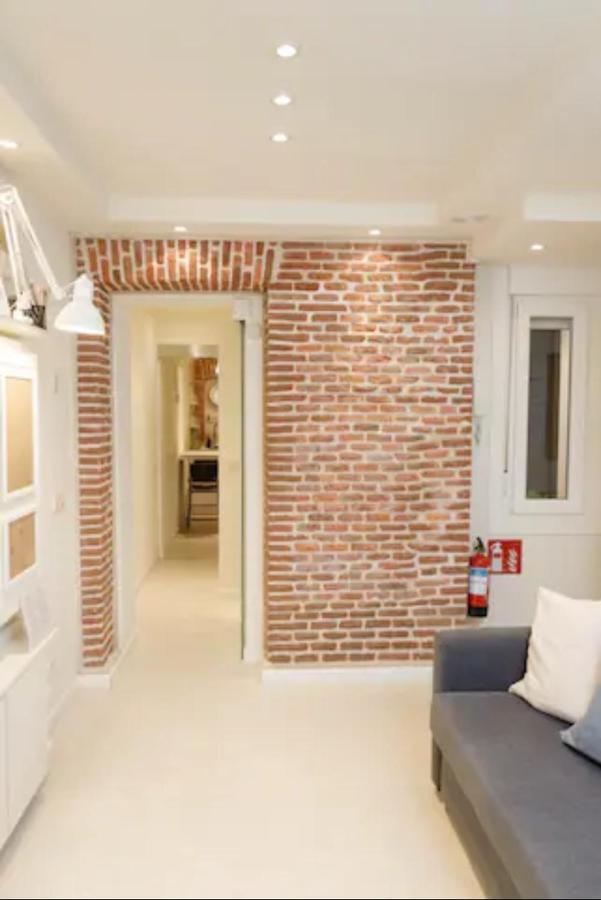 Beautiful & Cozy Apartment In The Heart Of Madrid Exterior foto